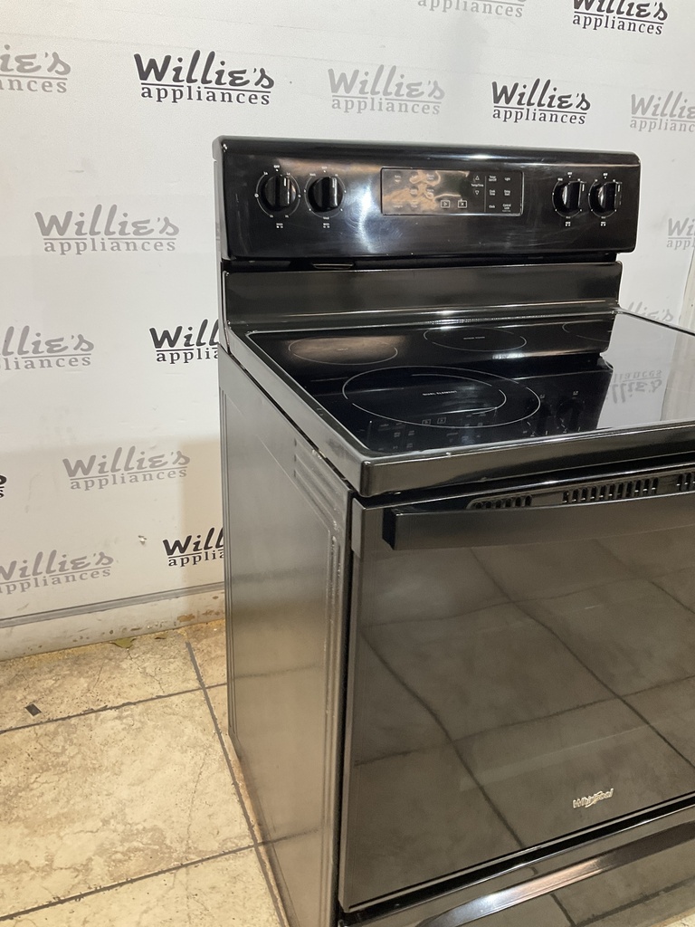 Whirlpool Used Electric Stove 220 volts (40/50 AMP) 30inches {no cord} (Black) 