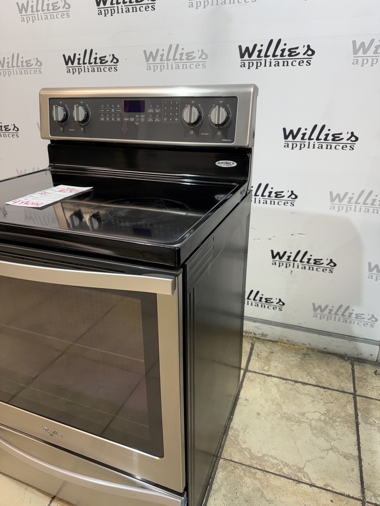 Whirlpool Used Electric Stove 220volts (40/50 AMP) 30inches {4 prong} (White) 