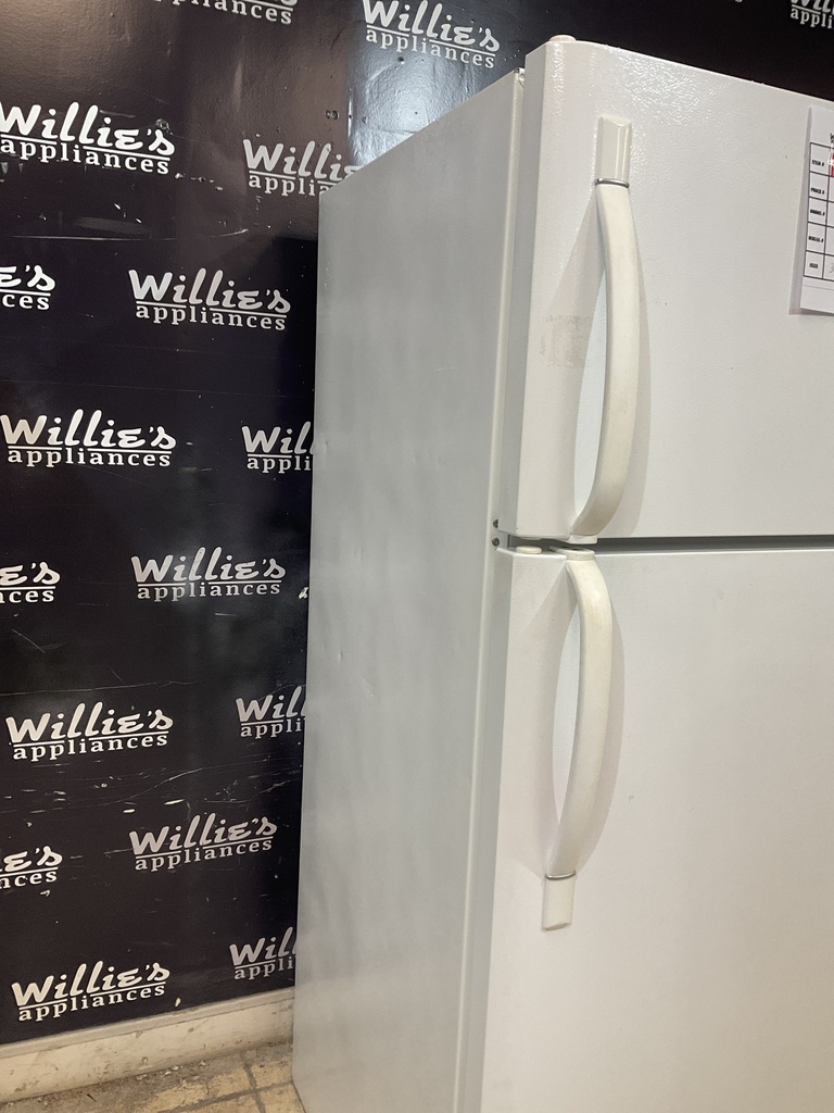 Frigidaire Used Refrigerator Top and Bottom 30x65 1/2” (White) 