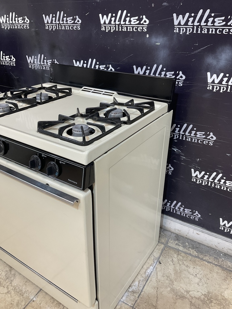 Kenmore Used Natural Gas Stove 30inches (Bisque/Black) 