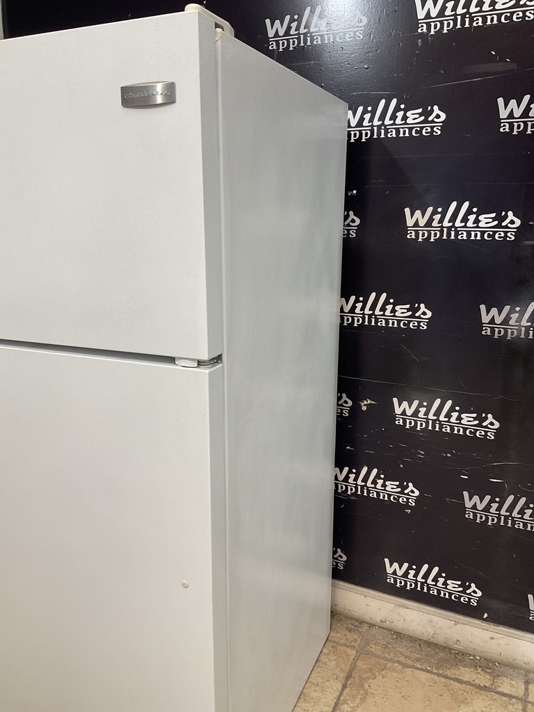 Frigidaire Used Refrigerator Top and Bottom 28 1/2” x 60” (White) 