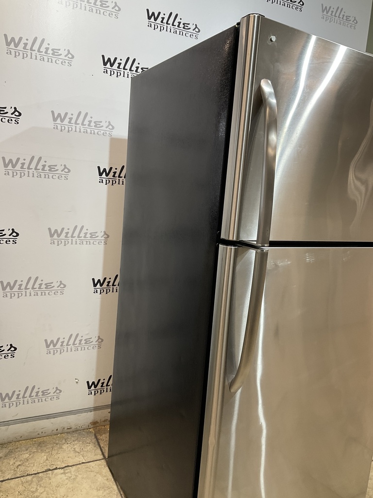 Ge Used Refrigerator Top and Bottom 30x66 1/2” (Stainless Steel) 