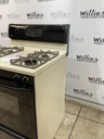 Kenmore Used Natural Gas Stove 30inches (Bisque/Black) 