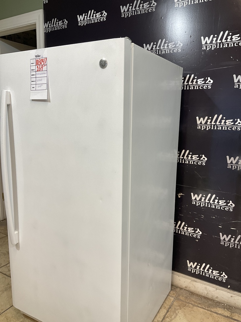Ge Used Freezer Upright  30x61 1/2” (White) 