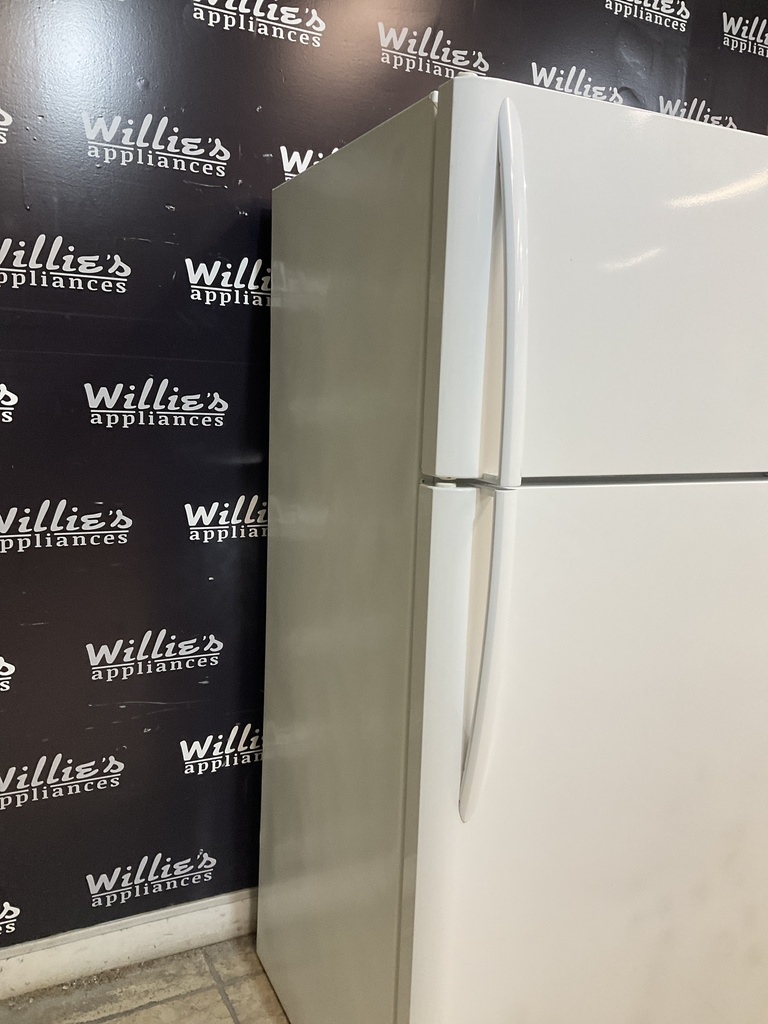 Frigidaire Used Refrigerator Top and Bottom 30x65 1/2” (White) 