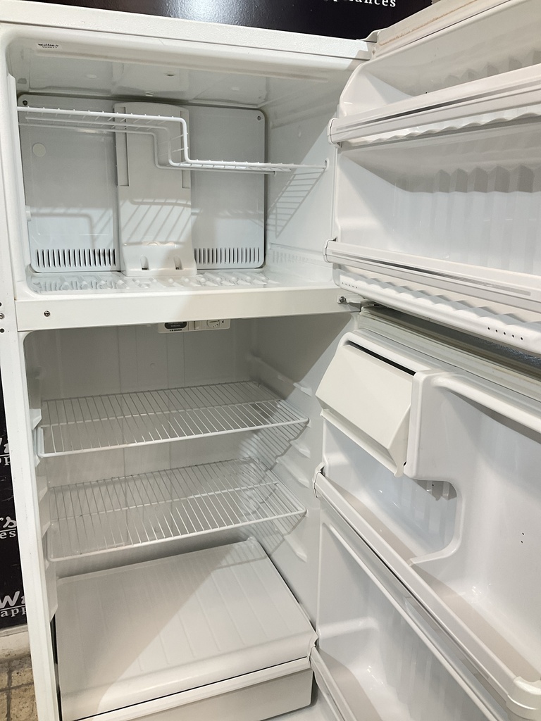 Ge Used Refrigerator Top and Bottom 28x67 (White) 