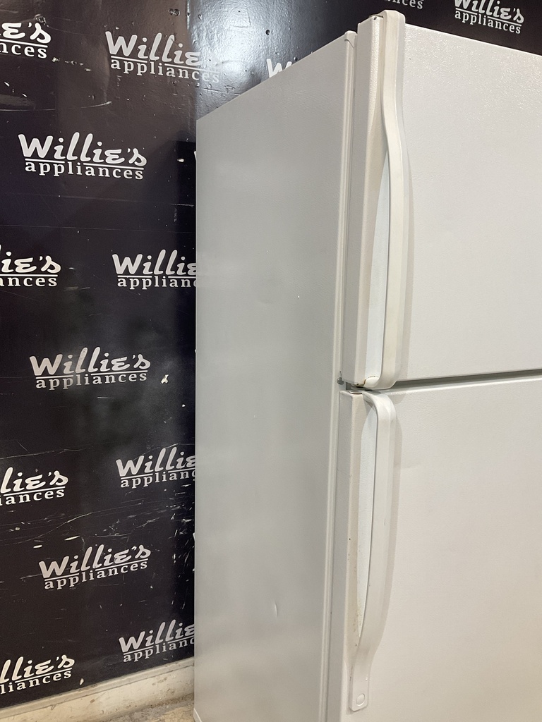 Whirlpool Used Refrigerator Top and Bottom 28x63 (White) 