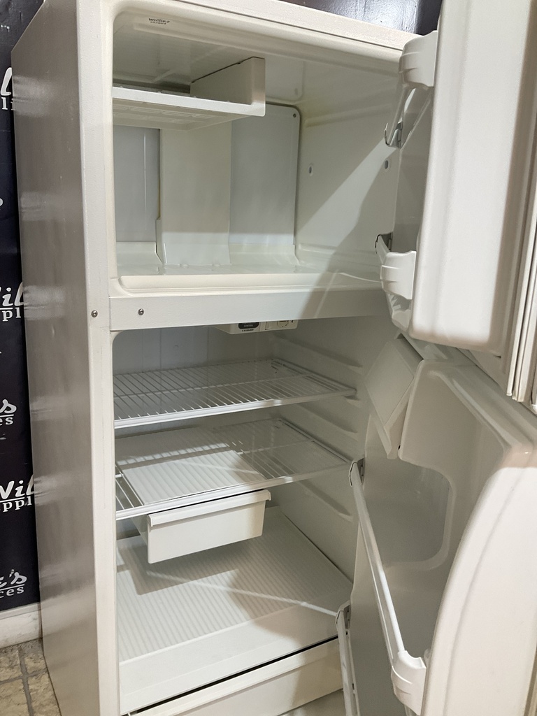 Hotpoint Used Refrigerator Top and Bottom 28x61 1/2” (White) 