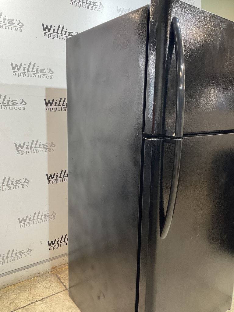 Frigidaire Used Refrigerator Top and Bottom 30x65 1/2” (Balck) 