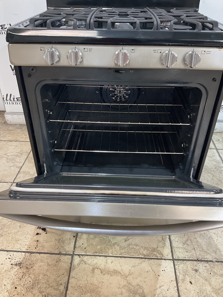 Frigidaire Used Propane Stove 30inches (Stainless Steel) 