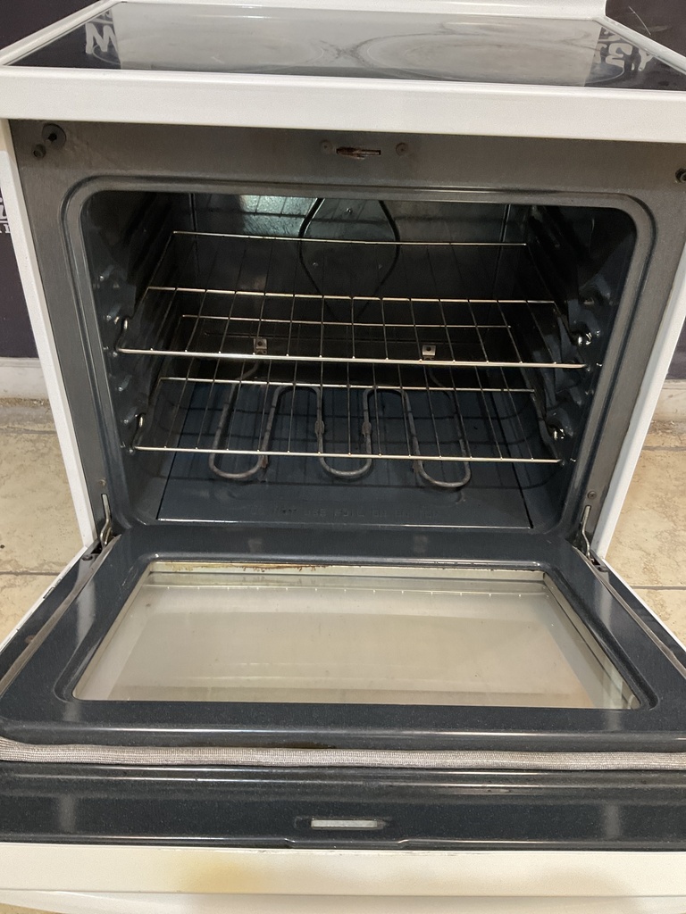 Kenmore Used Electric Stove 220volts (40/50 AMP) 30inches {3 prong} (White) 