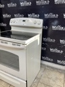 Ge Used Electric Stove 220volts (/50 AMP) 30inches {no cord} (Bisque) 