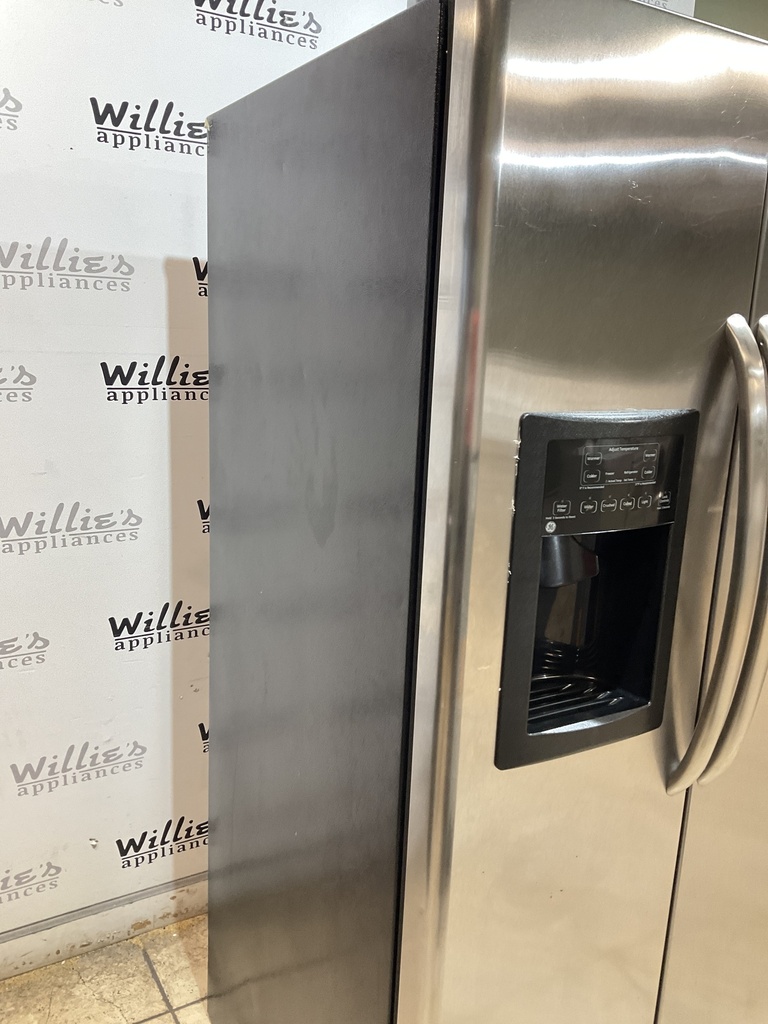 Ge Used Refrigerator Side by Side 36x69 1/2” (Stainless Steel)