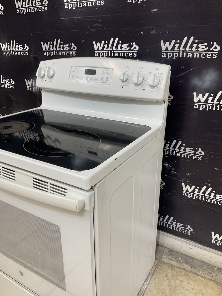 Ge Used Electric Stove 220volts (40/50 AMP) {4 prong} (White)
