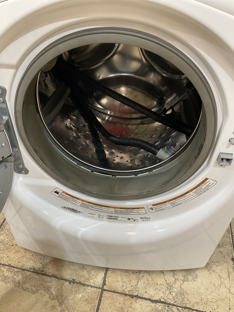 Whirlpool Used Washer Front-load 27inches (White) 