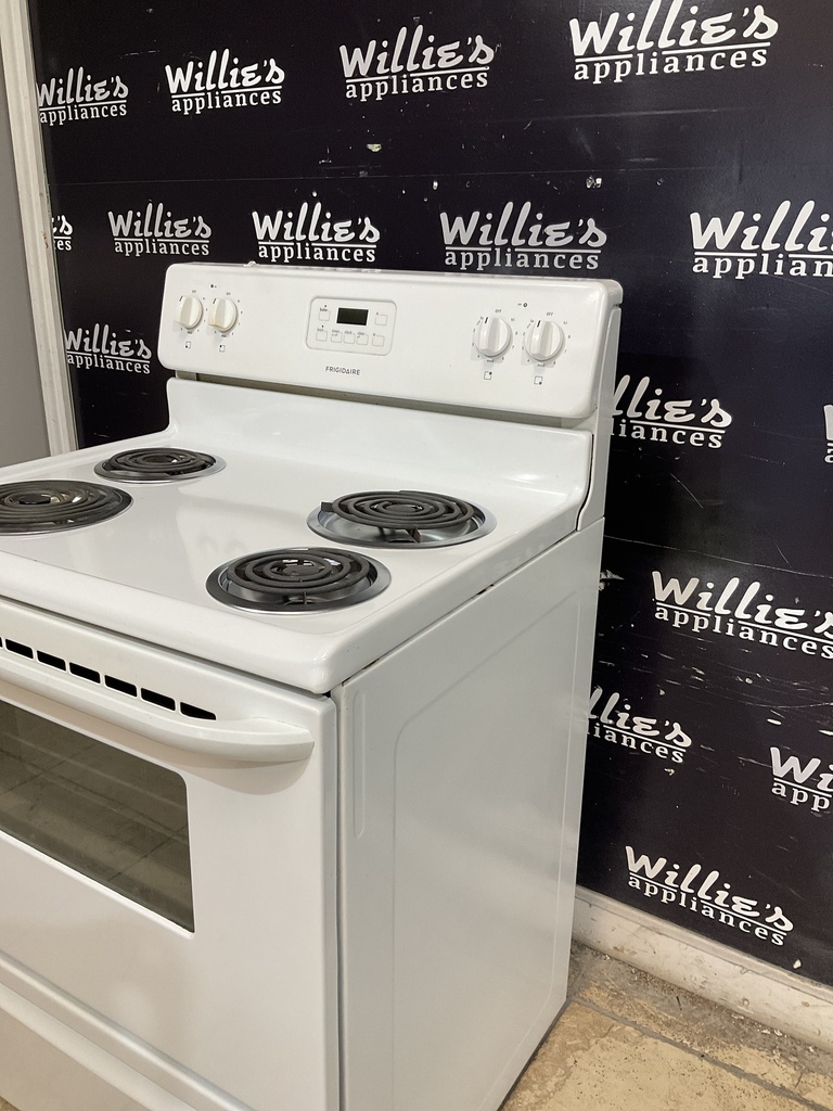 Frigidaire Used Electric Stove 220volts (40/50 AMP) 30inches {no cord} (White)