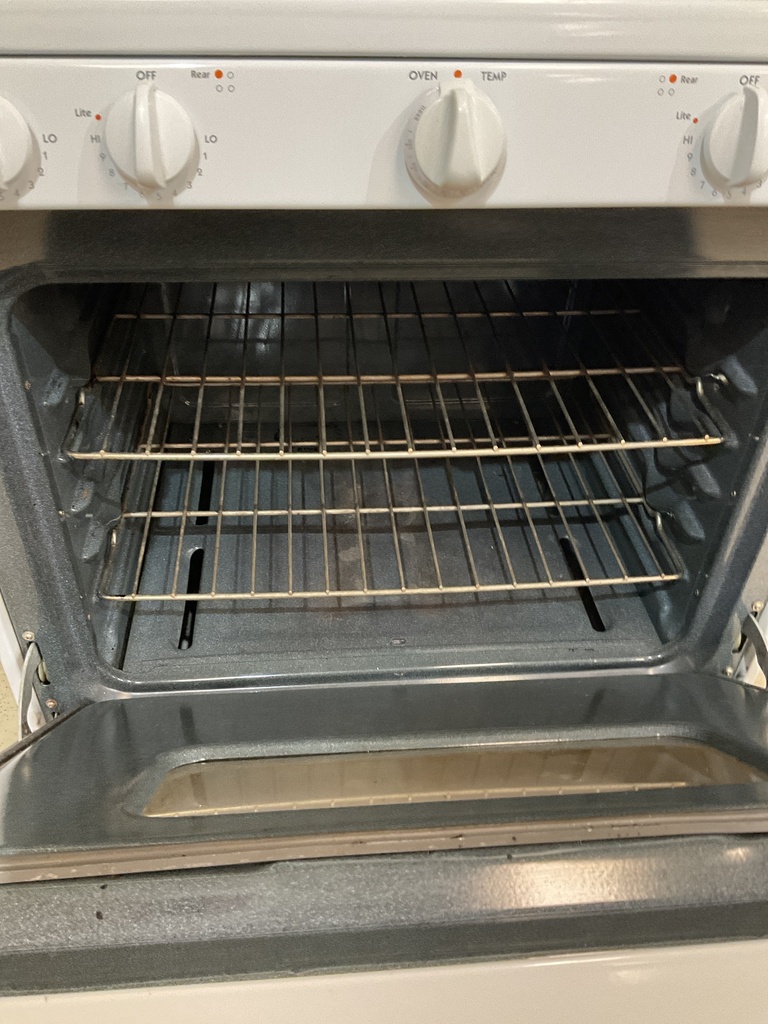 Hotpoint Used Gas Propane Stove 30inches (White) 