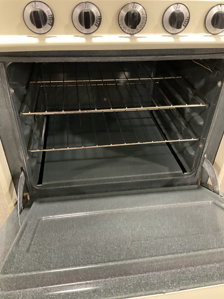 Magic Chef Used Natural Gas Stove 24inches (Bisque) 