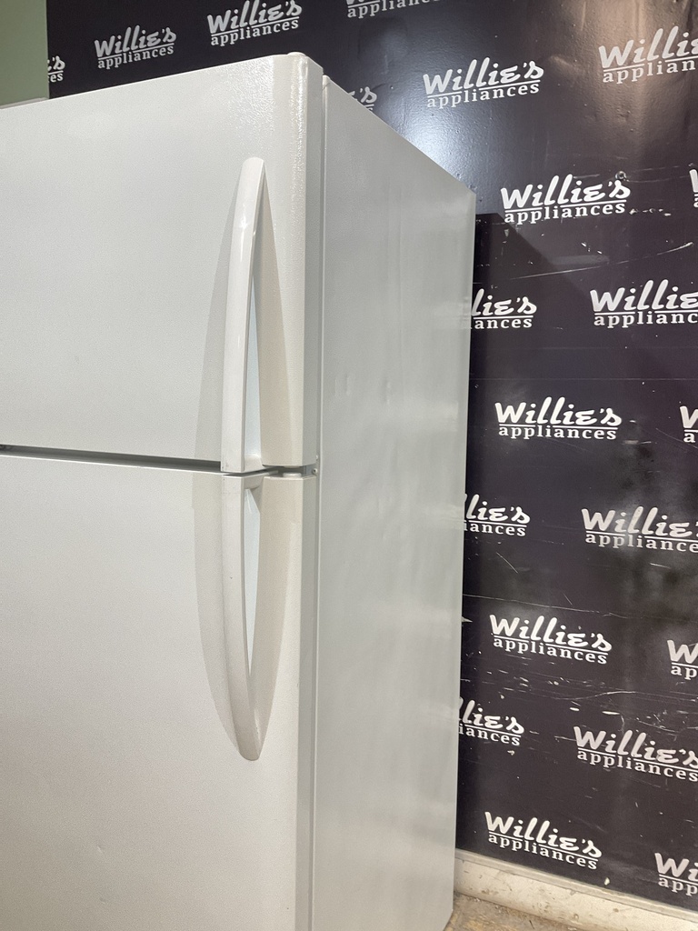 Kenmore Used Refrigerator Top and Bottom 30x69 1/2” (White) 