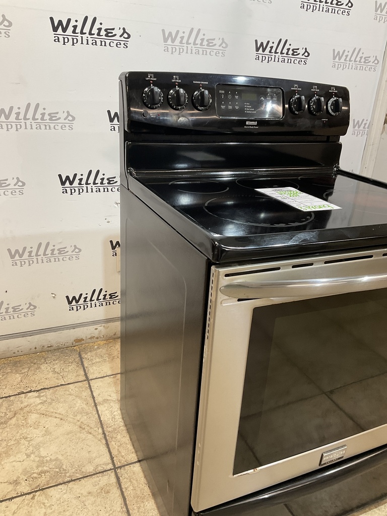 Kenmore Used Electric Stove 220volts (40/50 AMP) 30inches {3 prong} (Stainless steel) 