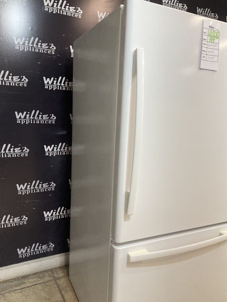 Whirlpool Used Refrigerator Top and Bottom Mount 32 1/2” x 69 1/2” (White)