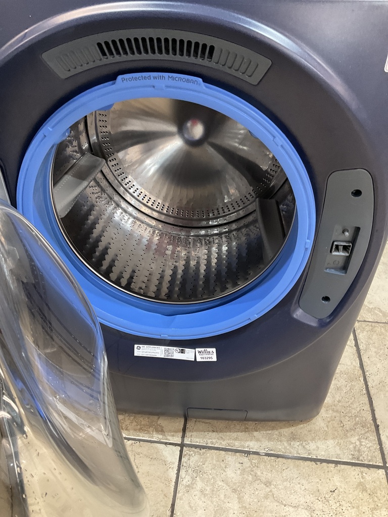 Ge Used Washer Front-load 28 1/2” (Sapphire Blue)