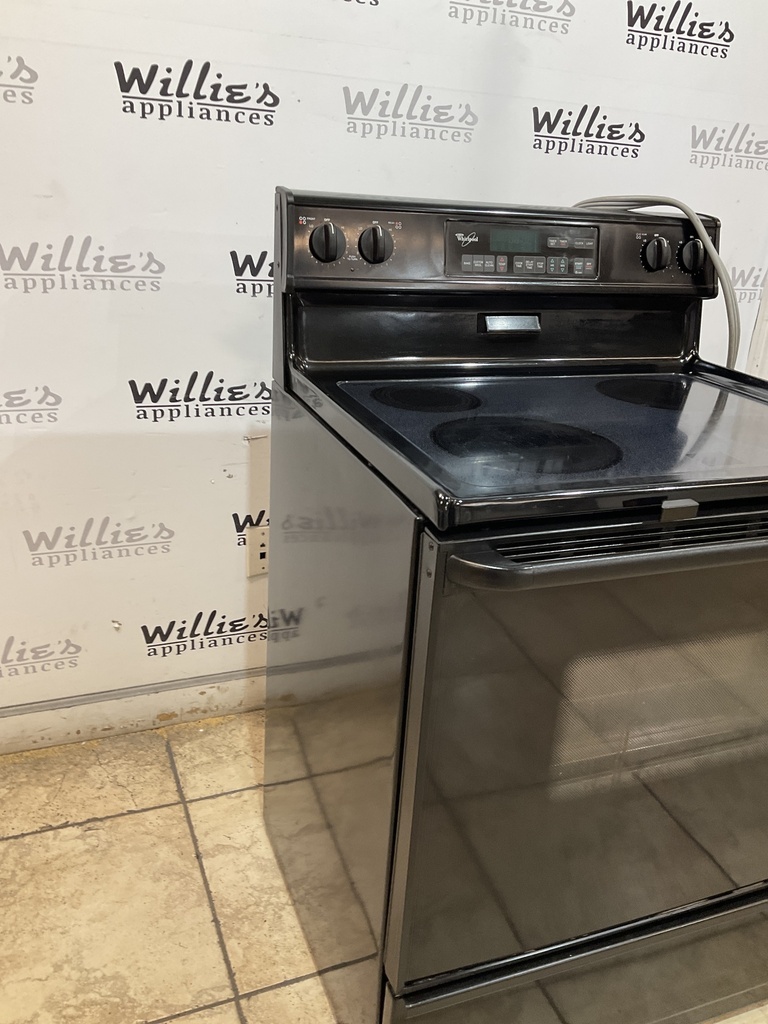 Whirlpool Used Electric Stove 30inches {3 prong} 