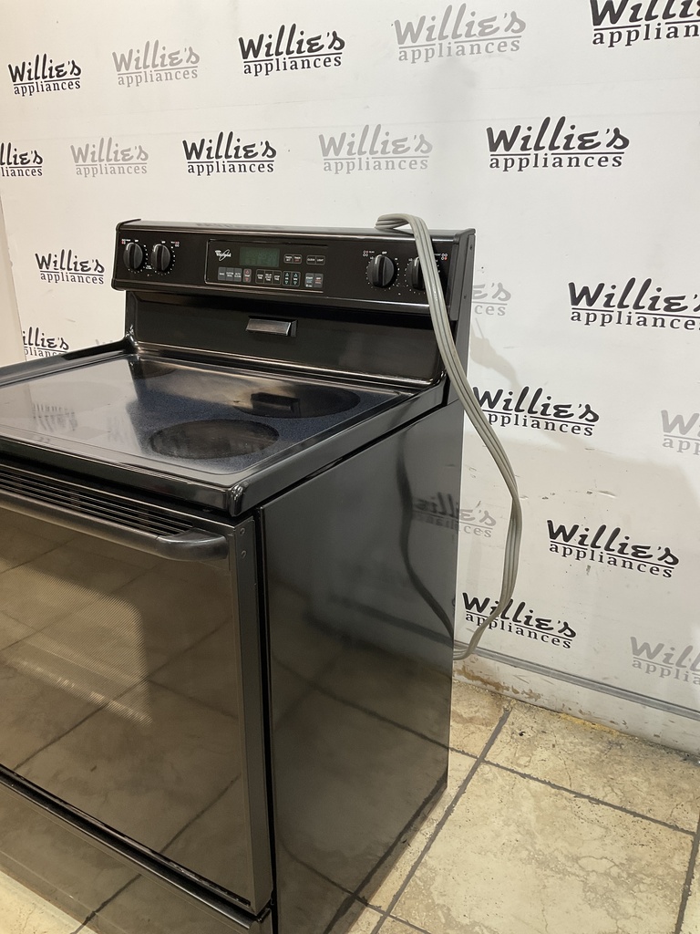 Whirlpool Used Electric Stove 30inches {3 prong} 