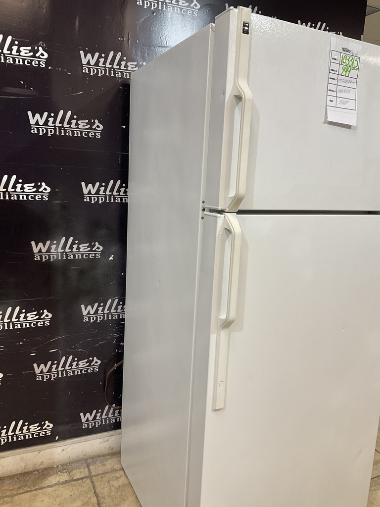 Hotpoint Used Refrigerator Top and Bottom 28x67 1/2” (White) 