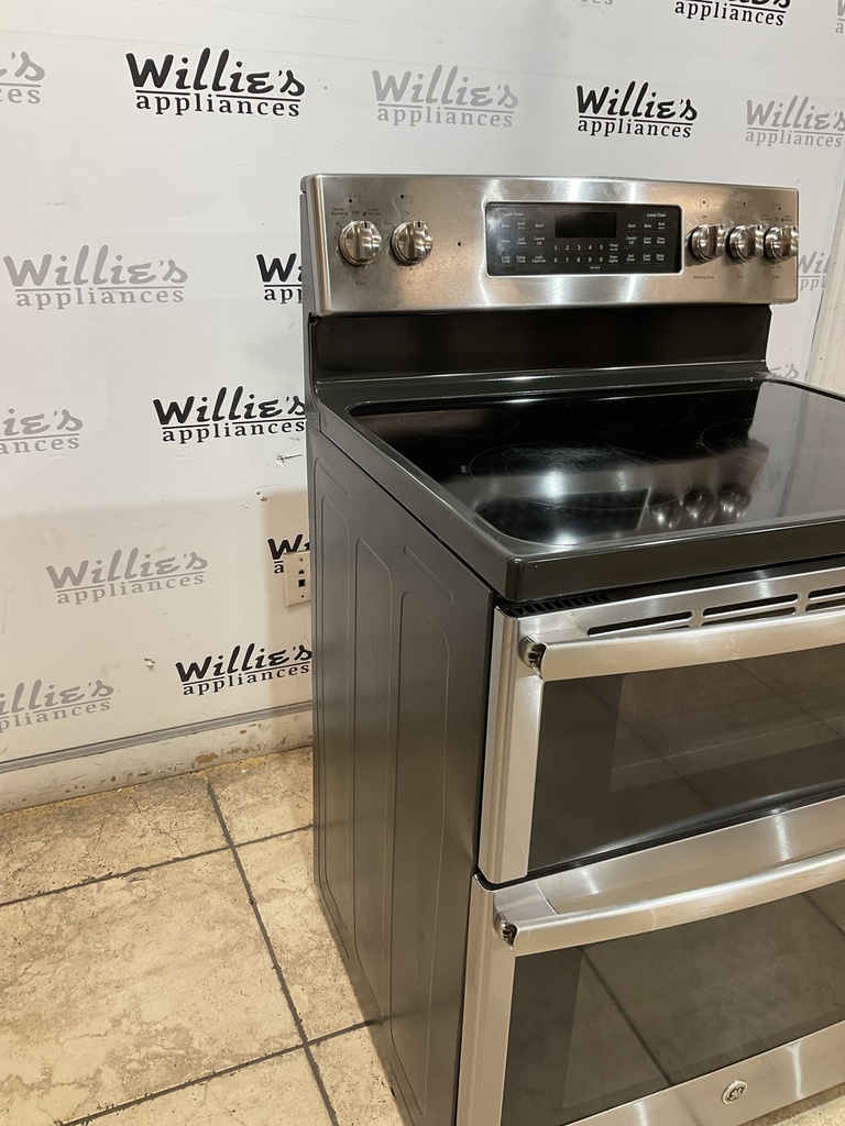 Ge Used Electric Stove 220volts (40/50 AMP) 30inches {4 prong} (Stainless steel) 