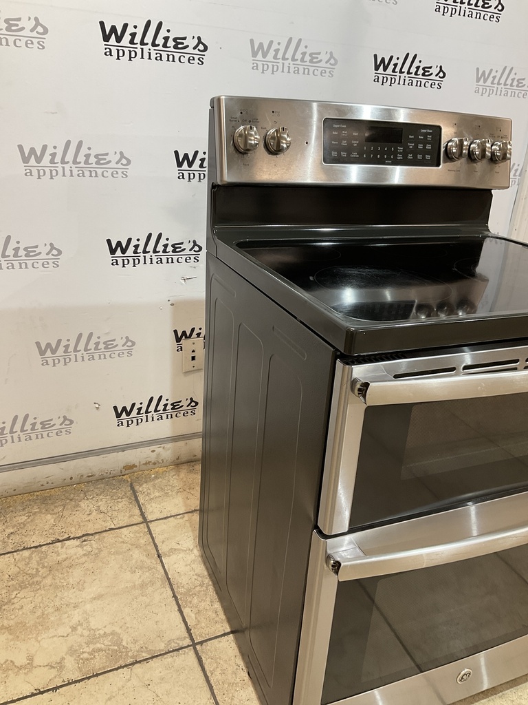Ge Used Electric Stove 220volts (40/50 AMP) 30inches {4 prong} (Stainless steel) 