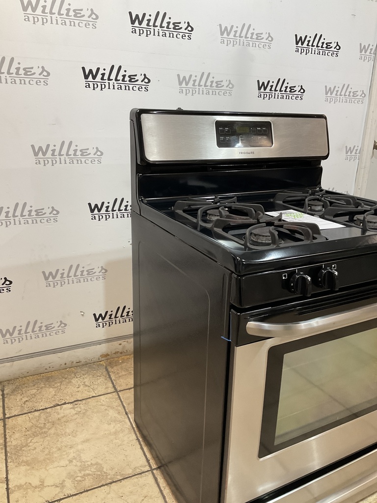 Frigidaire Used Natural Gs Stove 30inches (Stainless Steel) 