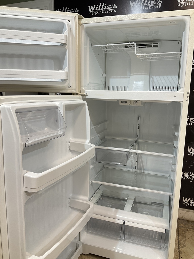Hotpoint Used Refrigerator Top and Bottom 28x67 (Bisque)