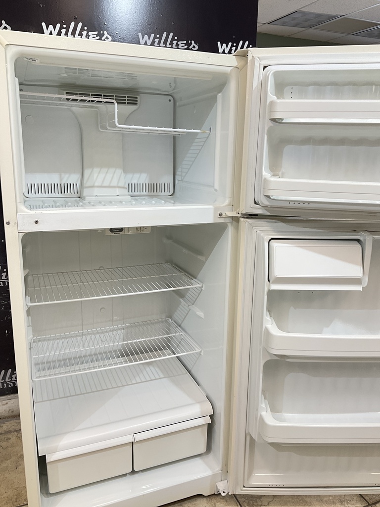 Ge Used Refrigerator Top and Bottom 28x62 (Bisque) 