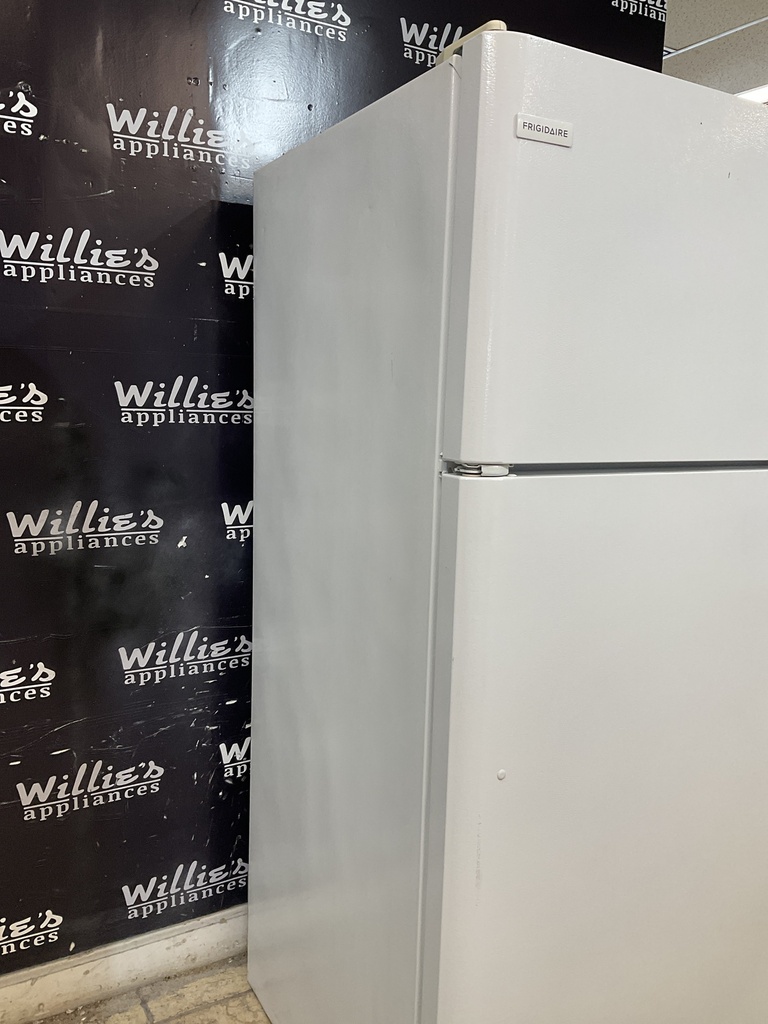 Frigidaire Used Refrigerator Top and Bottom 30x66 (White) 