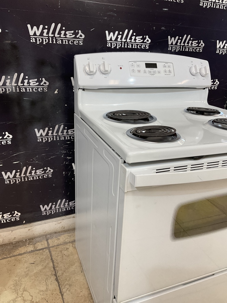Ge Used Electric Stove 220volts (40/50 AMP) 30inches {no cord} (White) 
