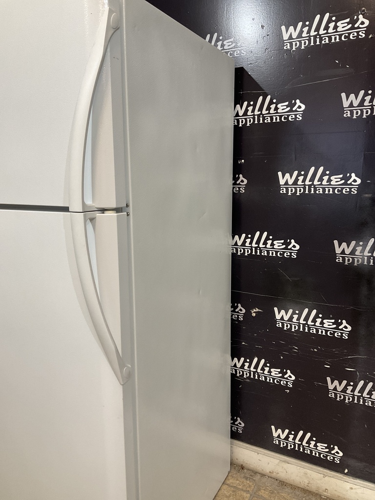 Frigidaire Used Refrigerator Top and Bottom 30x66 (White) 