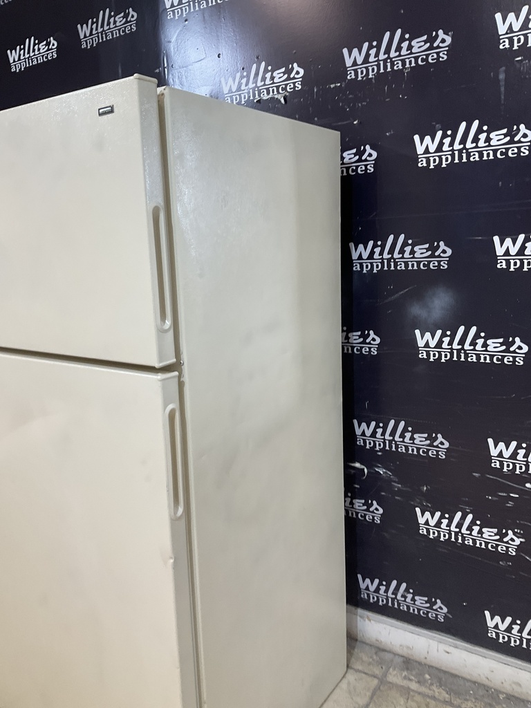 Hotpoint Used Refrigerator Top and Bottom 28x61 1/2” (Bisque) 