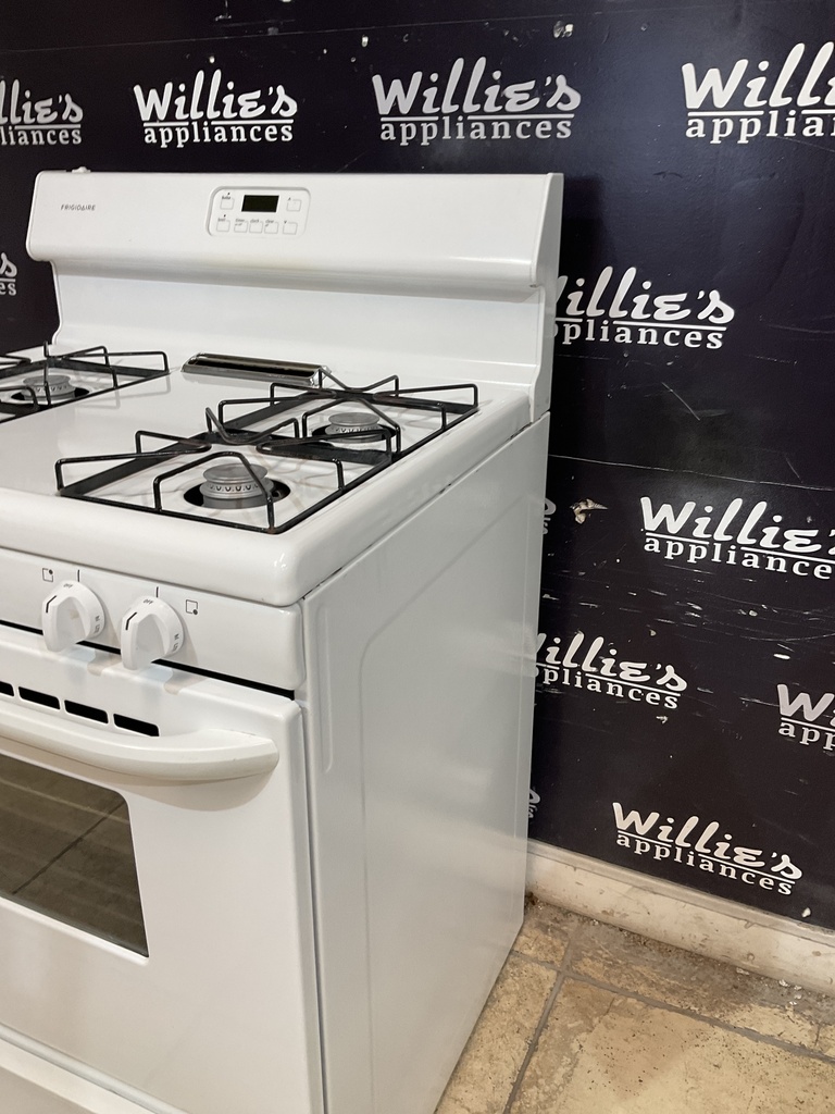Frigidaire Used Natural Gas Stove 30inches (White) 