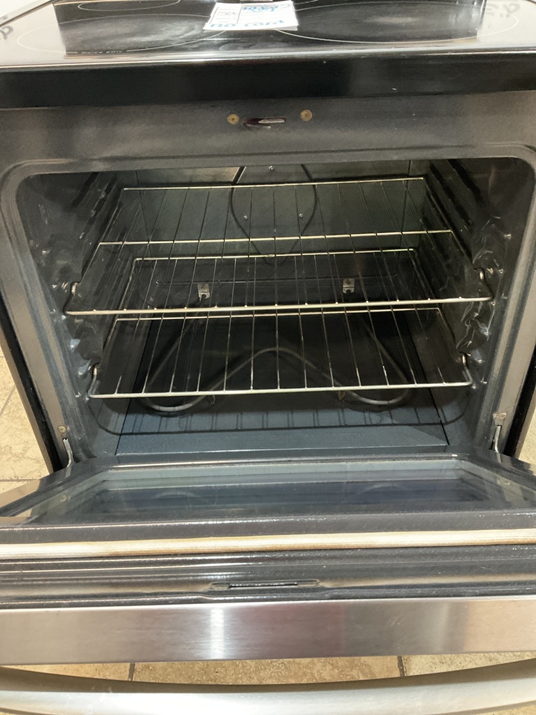 Frigidaire Used Electric Stove 220volts (40/50 AMP ) 30inches {no cord} (Stainless steel) 