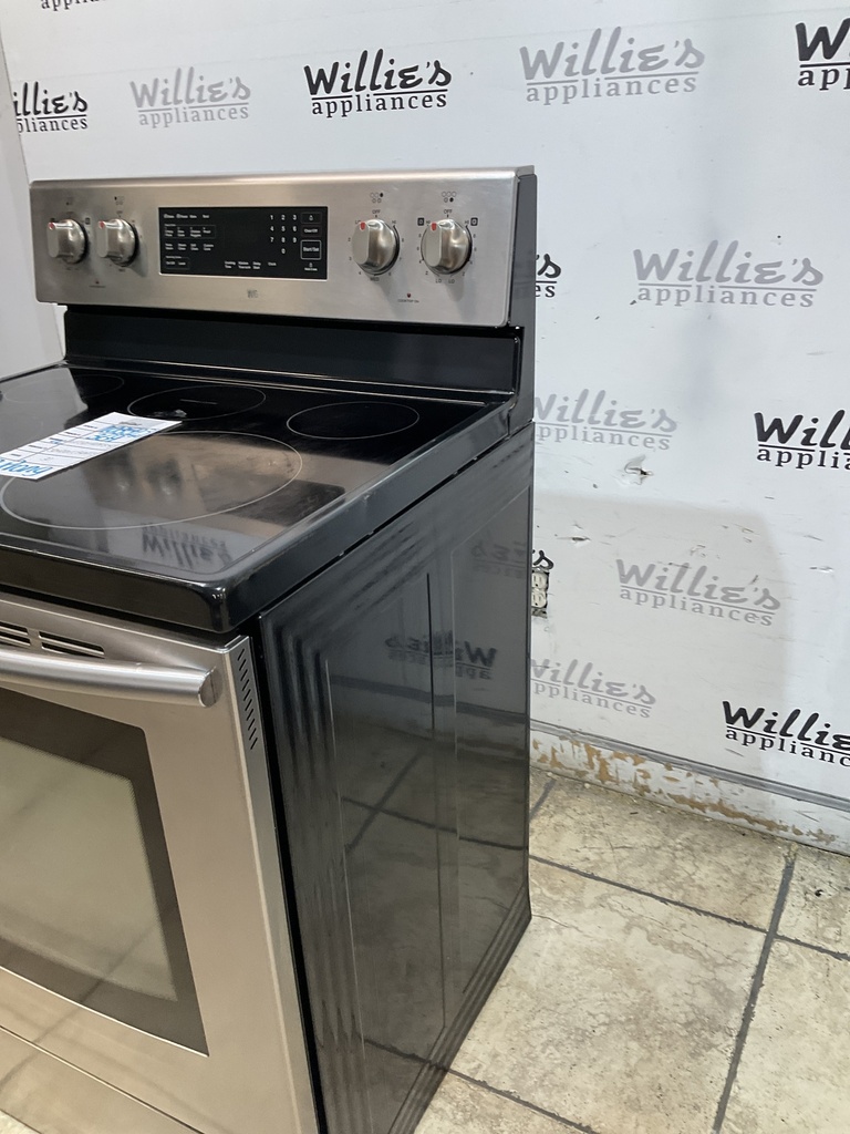 Samsung Used Electric Stove 220volts (40/50 AMP) 30inches {3 prong} (Stainless steel) 