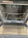 Whirlpool Used Electric Stove 220volts (40/50 AMP) 30inches {3 prong} 