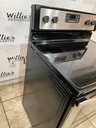 Whirlpool Used Electric Stove 30inches {3 prong} 