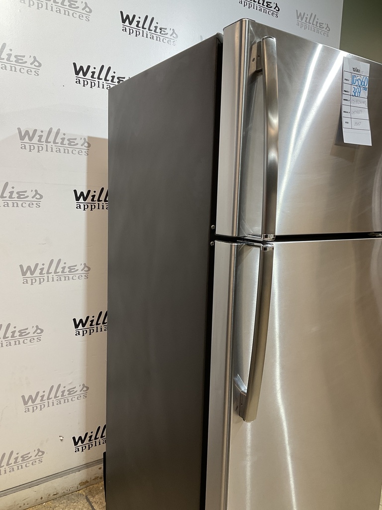 Ge Used Refrigerator Top and Bottom 28x67 (Stainless Steel) 