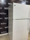 Ge Used Refrigerator Top and Bottom 28x61 1/2” (White) 