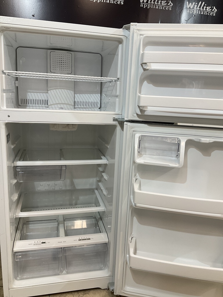 Ge Used Refrigerator Top and Bottom 28x64 1/2” (White)