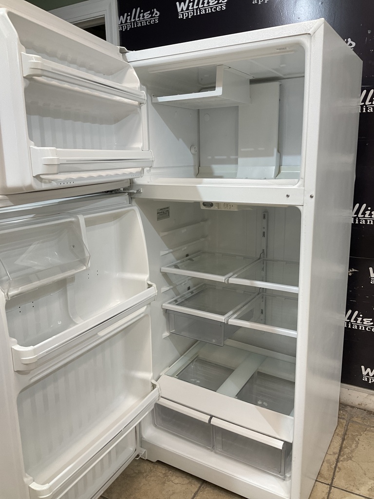 Ge Used Refrigerator Top and Bottom 28x65 (White) 