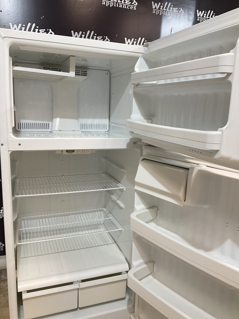 Hotpoint Used Refrigerator Top and Bottom 28” x 61 1/2” (White’ 