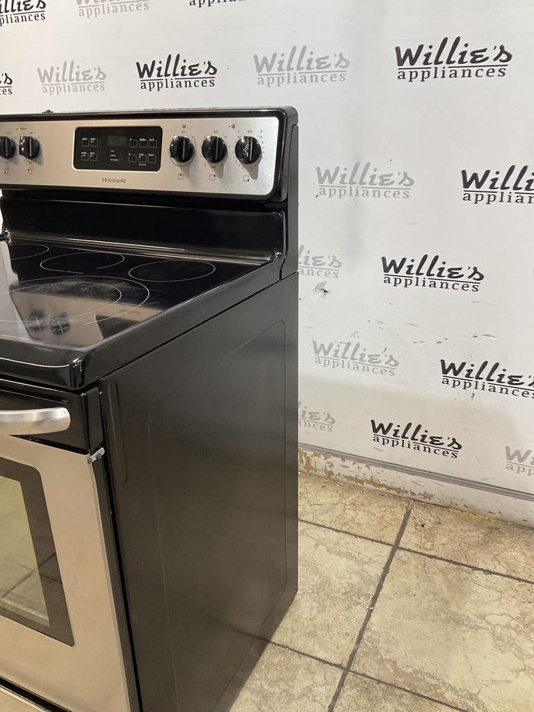 Frigidaire Used Electric Stove 30inches {no cord} 