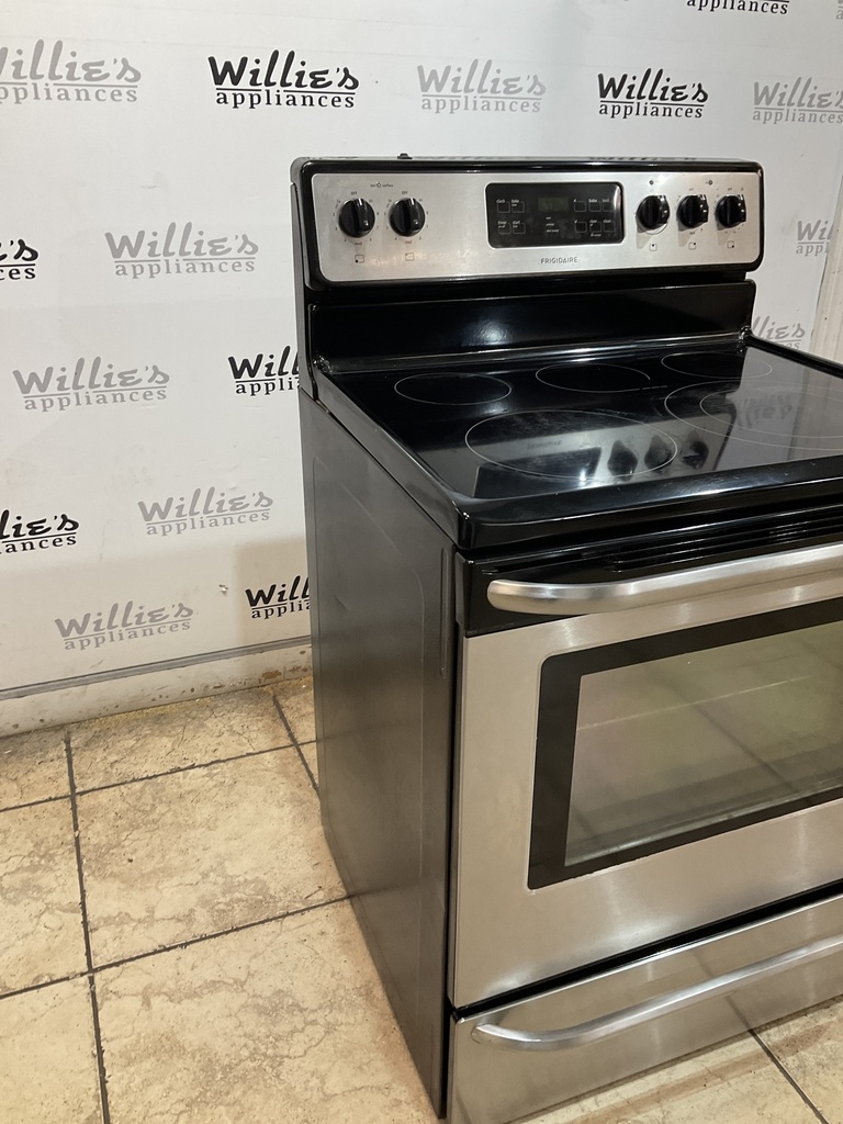 Frigidaire Used Electric Stove 30inches {no cord} 